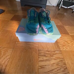 Giannis Antetokounmpo freak 4 birthstone.